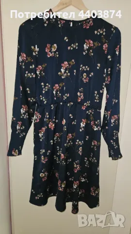 Сатенена рокля , снимка 2 - Рокли - 49696212