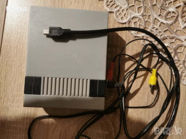 ретро конзола Nintendo Classic Mini NES, снимка 2 - Nintendo конзоли - 52045355
