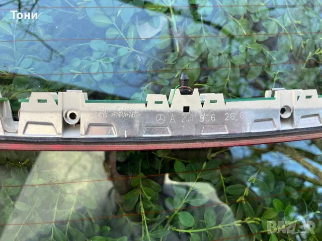 Заден стоп mercedes w204, снимка 2 - Части - 50229228