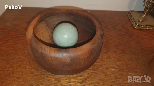 Камък от Нефрит