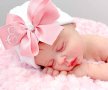 Бебешка шапчица с очарователна панделка, снимка 1 - Бебешки шапки - 38932866