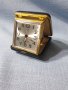 Туристически часовник-будилник в кожена кутийка, снимка 1 - Антикварни и старинни предмети - 35639426