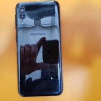 Samsung Galaxy A20e 32GB Dual, снимка 4 - Samsung - 40179188
