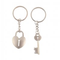 Ключодържател Love, Ключ и Ключалка, Метален, Комплект 2 броя, снимка 1 - Романтични подаръци - 37607114