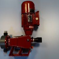 мембранна дозираща помпа ETATRON 1D158BA00H00 Diaphragm dosing pump, снимка 1 - Резервни части за машини - 40024903