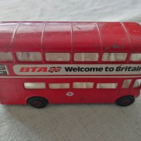 Corgi London Bus, снимка 2 - Колекции - 39085073