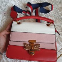 Чанта червено , бяло и розово , снимка 2 - Чанти - 36602014