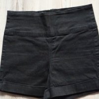 Дамски къси панталони ХС-С, снимка 1 - Къси панталони и бермуди - 37677278