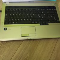 Samsung R730 - 17.3 инча лаптоп  core i3, снимка 3 - Лаптопи за работа - 37449766