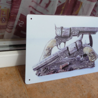 Метална табела разни револвери гравирани патрон уестърн пистолети, снимка 2 - Колекции - 44858834