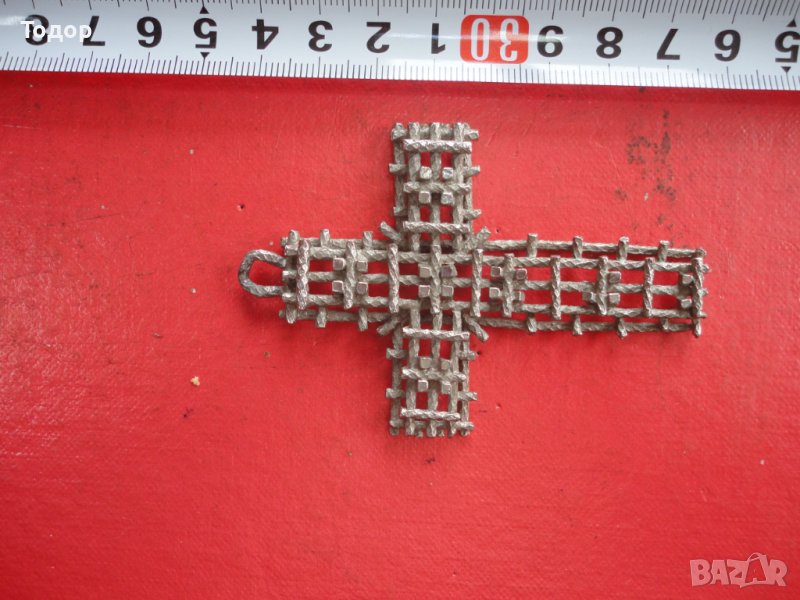 Старинен ажурен метален кръст , снимка 1