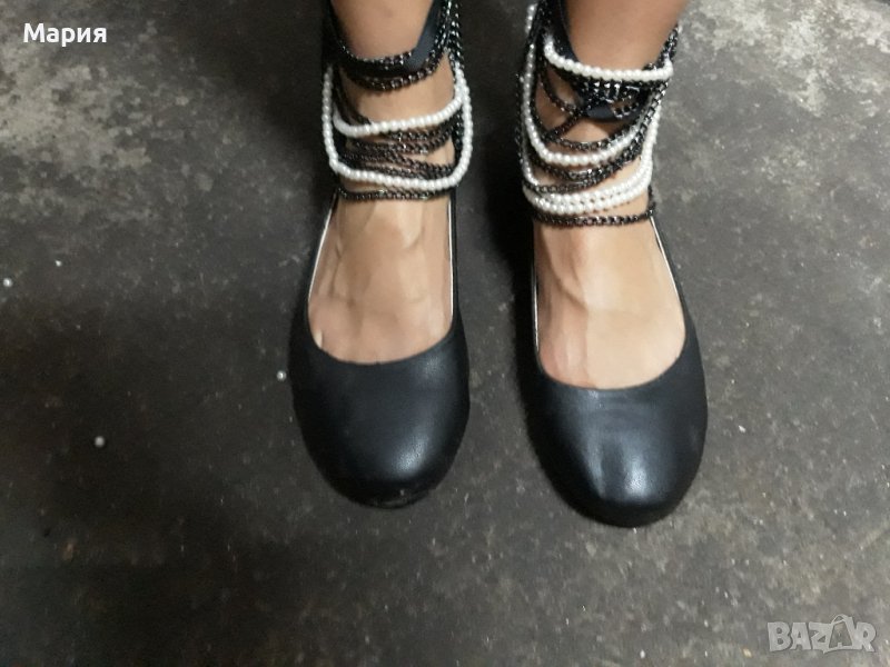 Дамски балеринки с верижки и перли, снимка 1