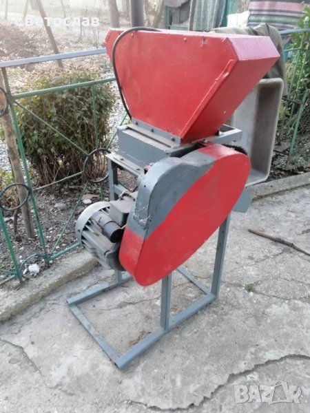 Машина за чупене на ядки, снимка 1