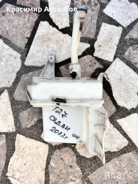 85310-05121. Казанче течност чистачки за Тойота Авенсис T27.седан . 2012-2015г, снимка 1