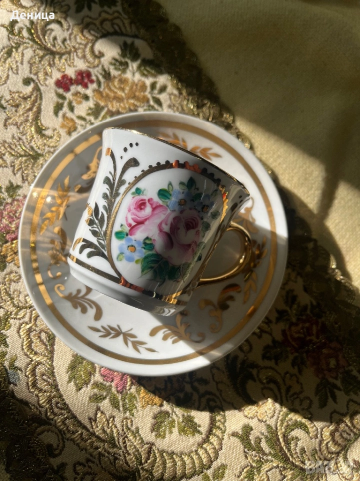 Не знам нищо за произхода им, но знам, че са изцяло ръчно декорирани и са мниго красиви , снимка 1