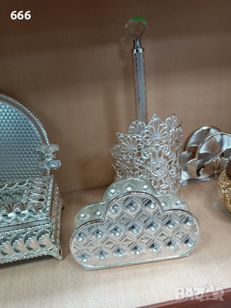 салфетници , табли , кутии, снимка 1