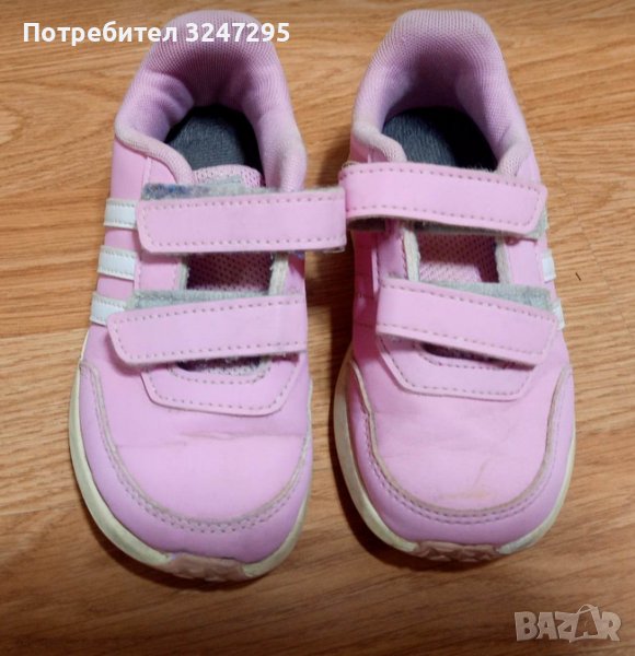 Пантофи и  оригинални маратонки Адидас, снимка 1