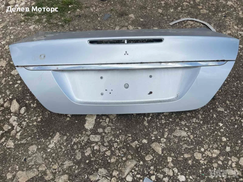 Заден капак от Mercedes E-class W211, снимка 1