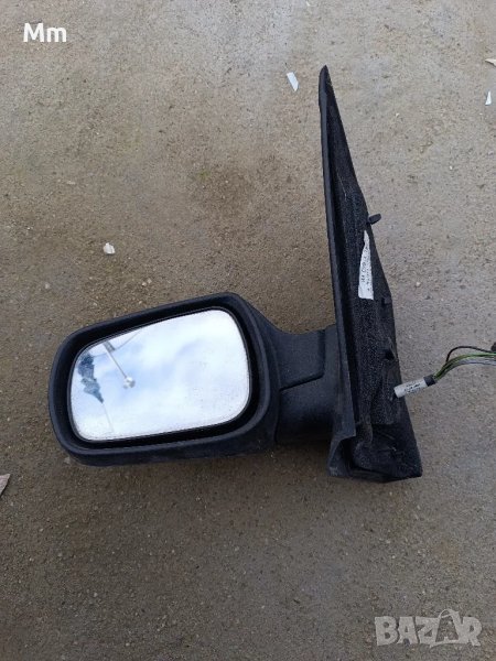огледало Форд фиеста мк5, снимка 1