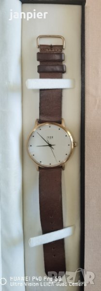 Часовник IVER . ПЕРФЕКТЕН, снимка 1