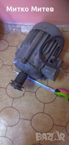 Ел. Двигател три фазен , снимка 4 - Електродвигатели - 53071999