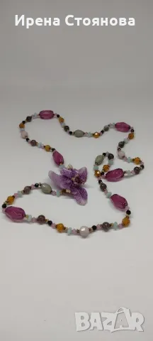 Колие с естествен цвят на орхидея 