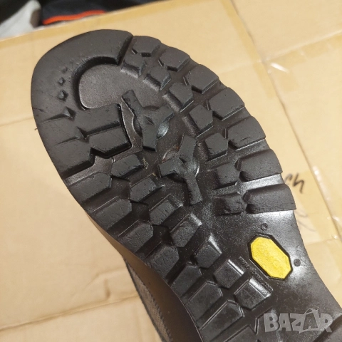 туристически обувки Lowa Terek GTX номер 40 , водоустойчиви , снимка 13 - Други - 51937969