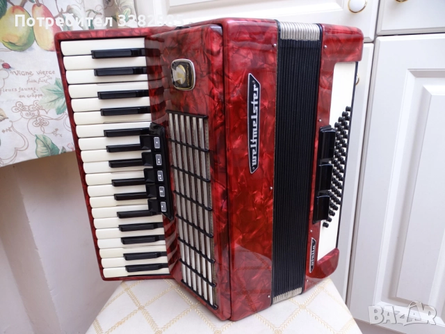 Акордеон Велтмайстер Стела 60 баса, снимка 3 - Акордеони - 52679326
