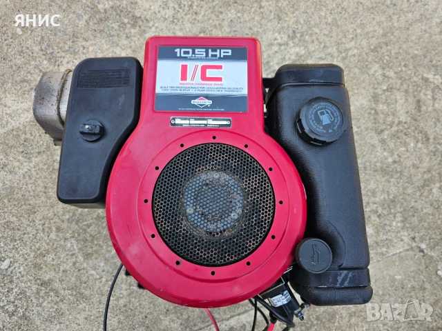 ТРАКТОРНА КОСАЧКА/ДВИГАТЕЛ/КОМПЛЕКТ. ПЕРФЕКТЕН..BRIGGS&STRATTON , снимка 12 - Градинска техника - 50819662