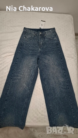 Дънки с камъни – ЧИСТО НОВИ!!!, снимка 2 - Дънки - 52907371