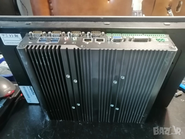 Индустриален компютър SPECTRA POWERTWIN-W115 R10, снимка 7 - Работни компютри - 52397197