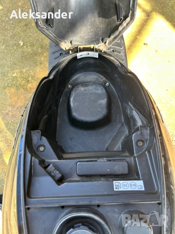 Скутер Peugeot kisbee 50cc 2019г, снимка 7 - Мотоциклети и мототехника - 53569042