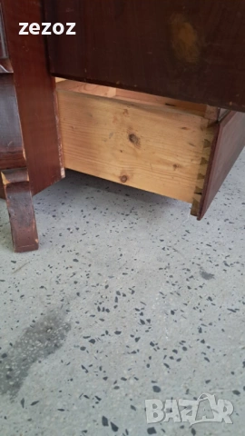 Антикварен гардероб за връхни дрехи, снимка 8 - Гардероби - 53273605