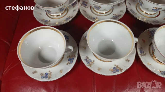 Порцеланов комплект за кафе, две канички, захарничка, снимка 13 - Сервизи - 50527344