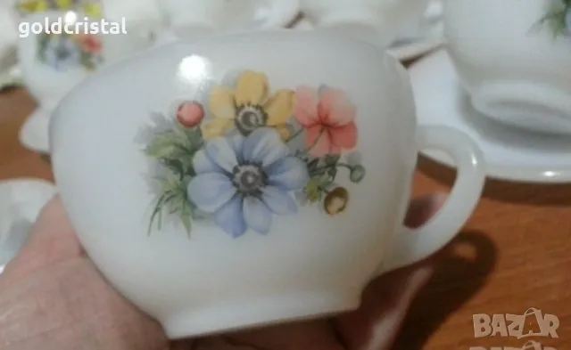 Чаши за кафе изключително фин френски аркопал маркиран , снимка 4 - Антикварни и старинни предмети - 19375796