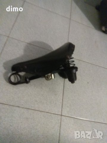 Немска ретро седалка Дриластик, снимка 2 - Части за велосипеди - 34939754