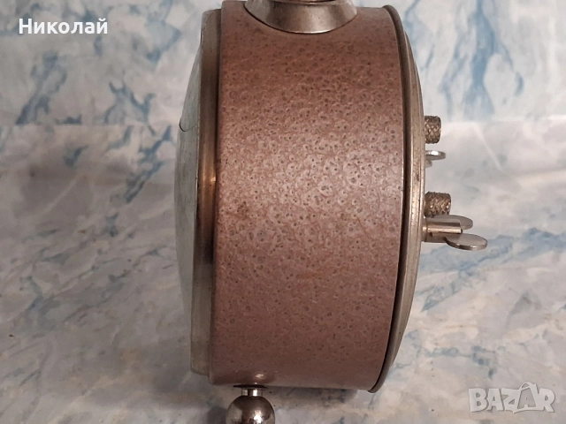 Български Настолен Часовник Будилник София, снимка 4 - Антикварни и старинни предмети - 52394438