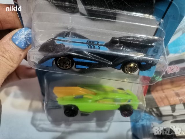 Кола Hot Wheels метална ретро количка играчка и украса за торта колекционерска колекционерски, снимка 6 - Коли, камиони, мотори, писти - 29273592