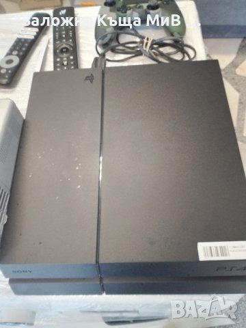 Конзола Sony PS4 + Джойстик + Кутия, снимка 1 - Игри за PlayStation - 43460351