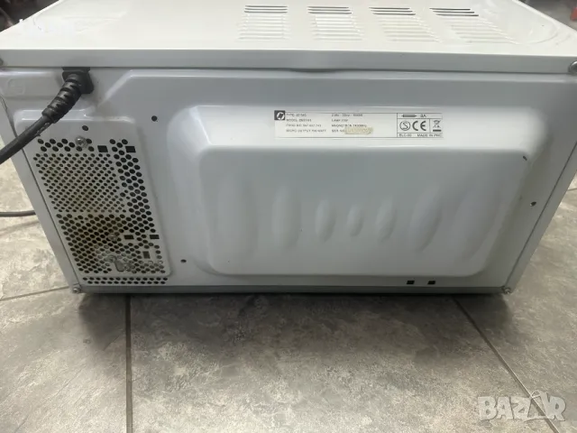 Микровълнова с грил  Zanussi ZM21M4  700W 21l, снимка 6 - Микровълнови - 49320170