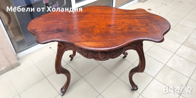 барокова трапезна маса