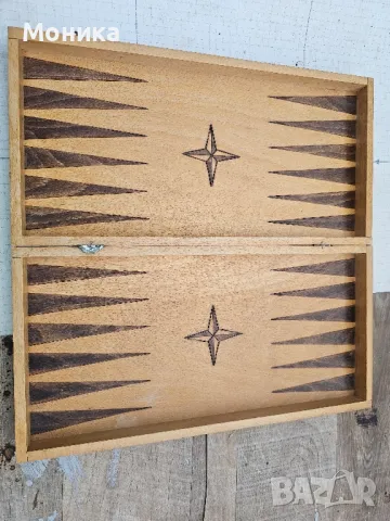 Стар дървен шах и табла, снимка 3 - Антикварни и старинни предмети - 49663989