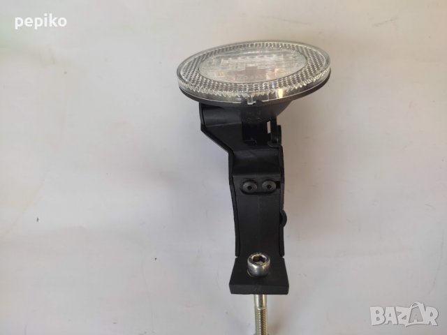 Продавам колела внос от Германия НОВИ халогенни фарче стопче и динамо AXA DUO, снимка 2 - Аксесоари за велосипеди - 37576759