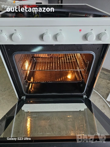 готварска печка с керамичен плот Electrolux , снимка 5 - Печки, фурни - 53052789
