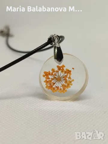 Колиета от епоксидна смола и естествени цветя , снимка 7 - Колиета, медальони, синджири - 48660110