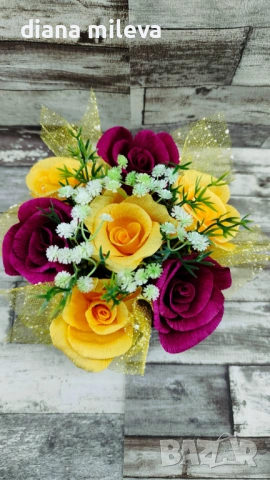 Кашпа с рози от креп хартия!!, снимка 9 - Декорация за дома - 53133030