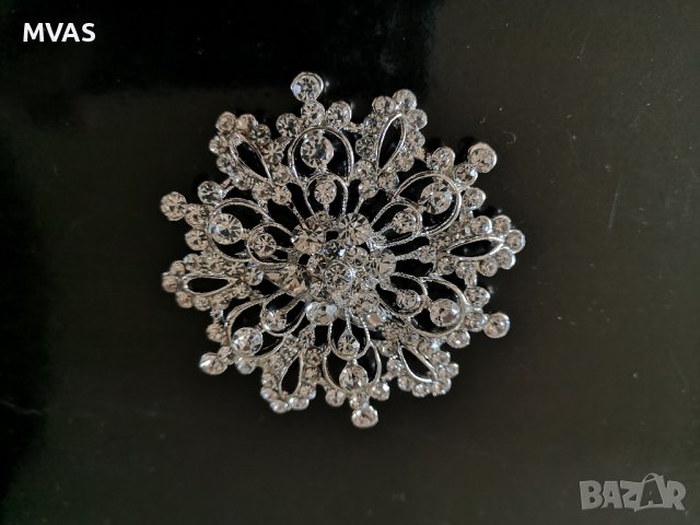 Нова голяма брошка за палто Цвете сребриста, снимка 3 - Други - 43436428