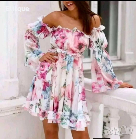 Флорална рокля с паднали ръкави 