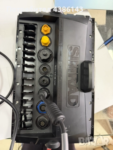 Продавам сонар Simrad NSS12 EVO3 със сонда, снимка 7 - Екипировка - 52709362
