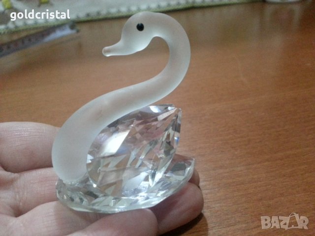 Кристален лебед , снимка 2 - Антикварни и старинни предмети - 43555159